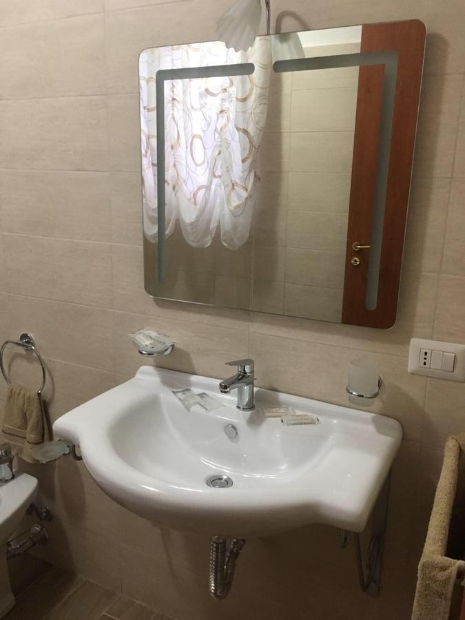 Beauty House Bed & Breakfast เรจโจ ดี คาลาเบีย ภายนอก รูปภาพ